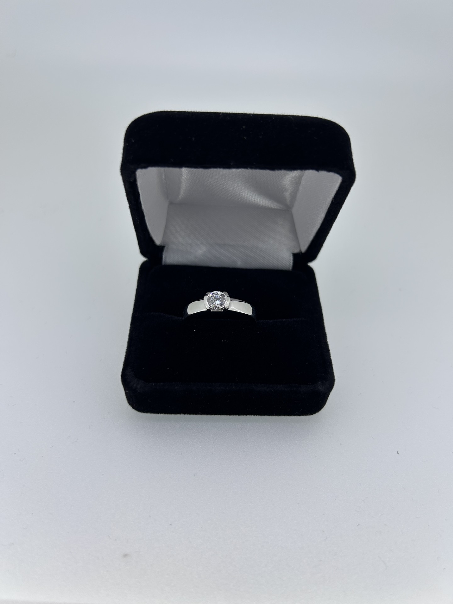 Platinum and Diamond Ring 26677